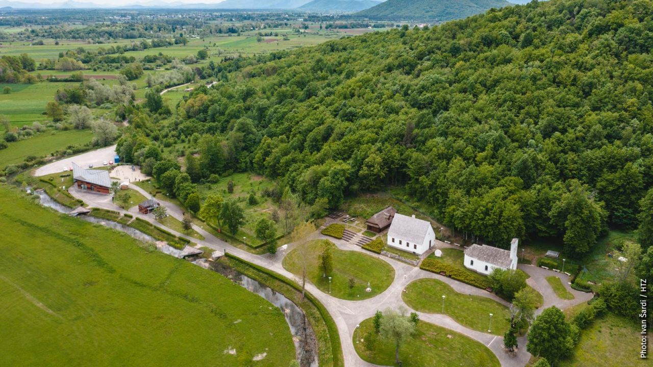 Gospić - Lovinac